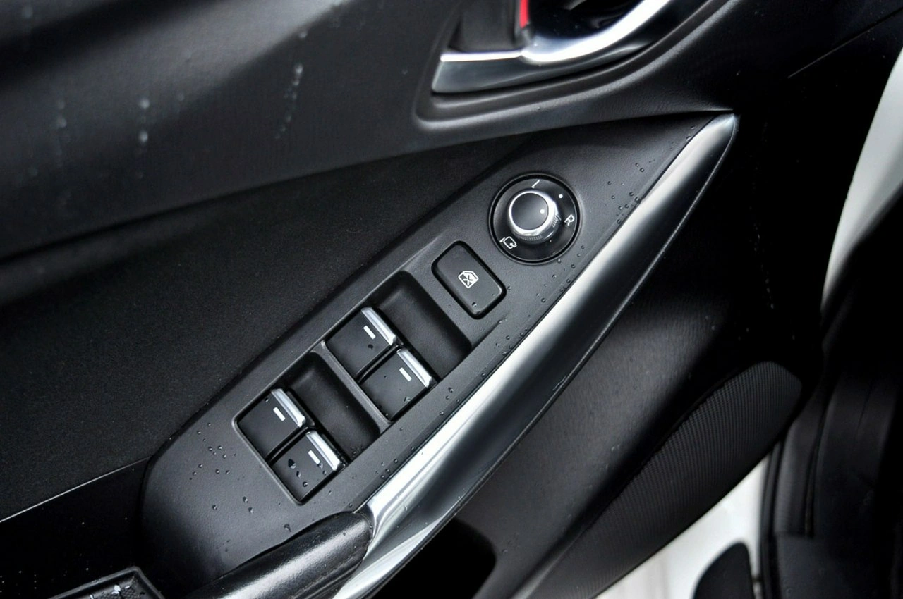 Mazda 6 - Zdjęcie 30