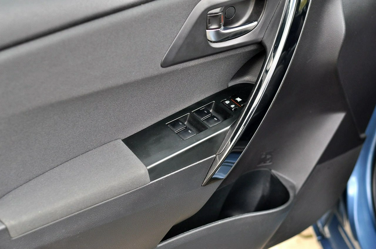 Toyota Auris - Zdjęcie 11