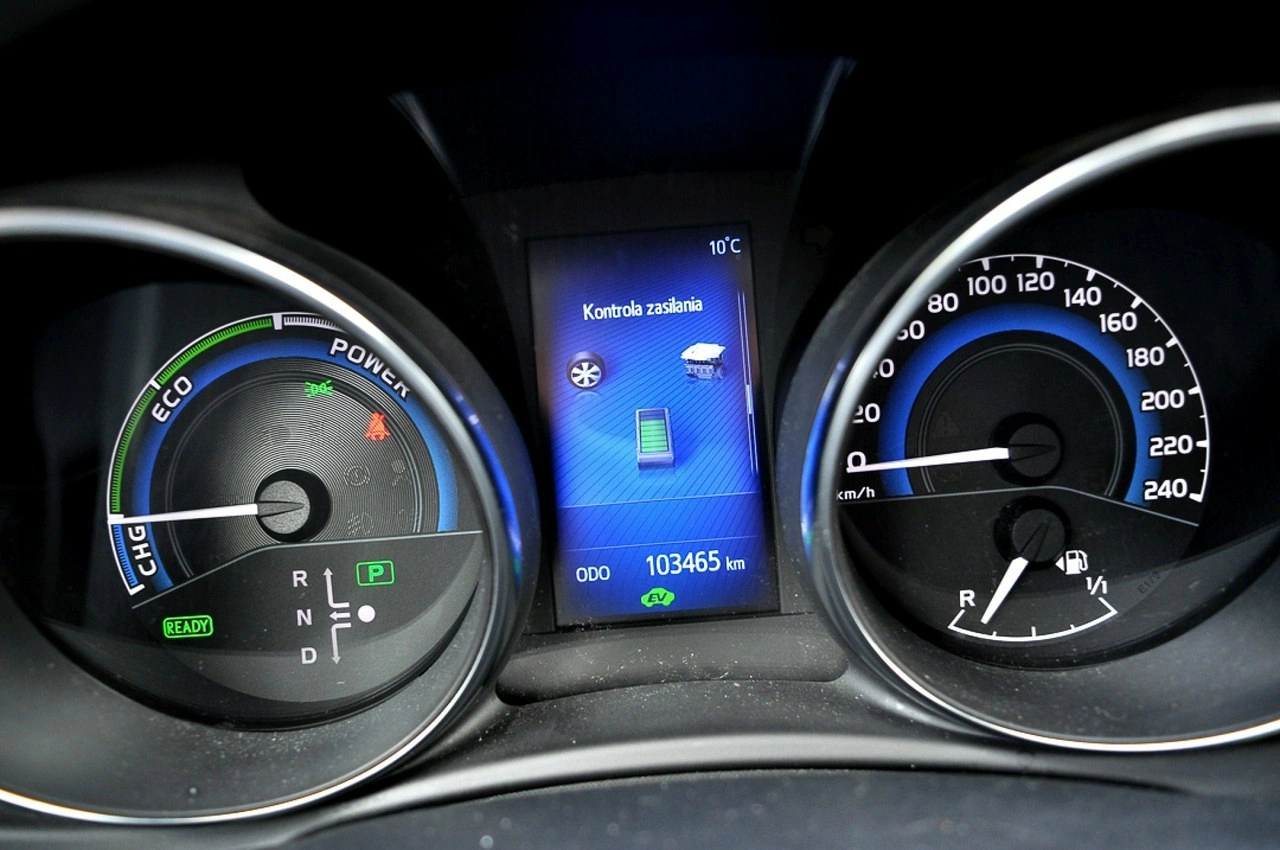 Toyota Auris - Zdjęcie 23