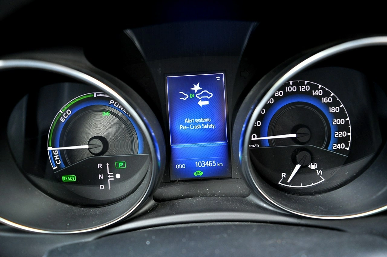 Toyota Auris - Zdjęcie 24