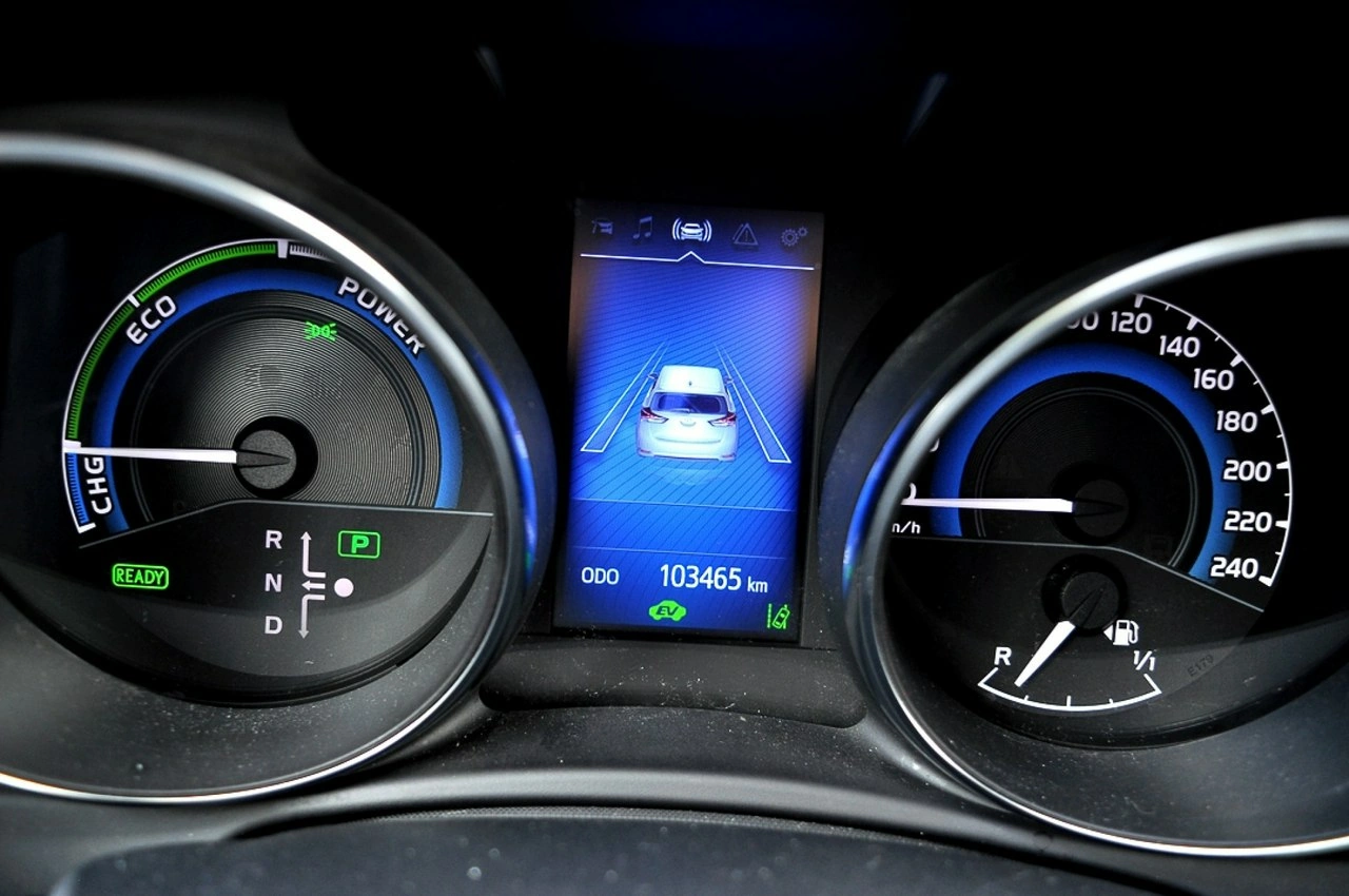 Toyota Auris - Zdjęcie 25