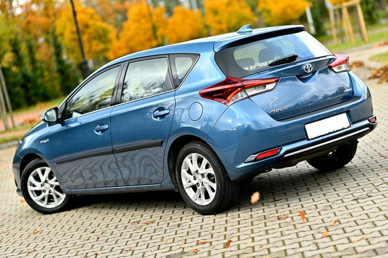 Toyota Auris - Zdjęcie 3