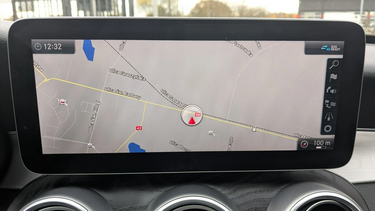 Mercedes C 300 - Zdjęcie 25