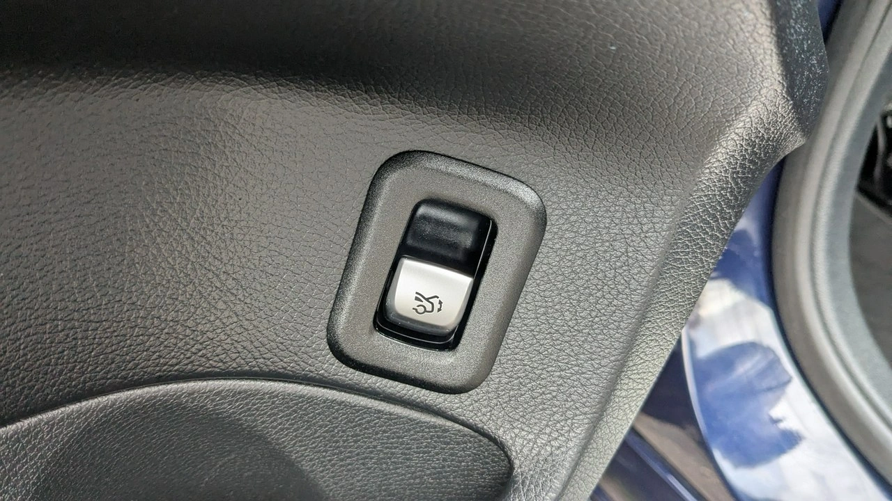 Mercedes C 300 - Zdjęcie 35