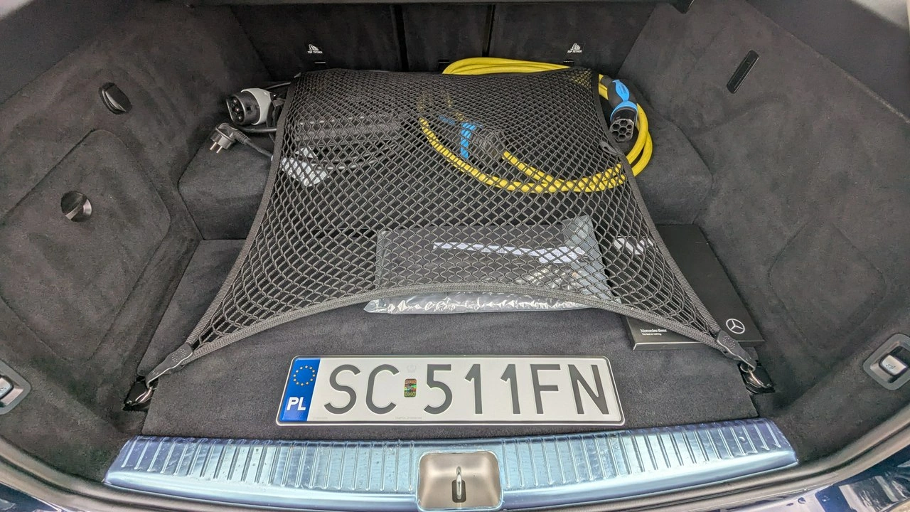 Mercedes C 300 - Zdjęcie 42