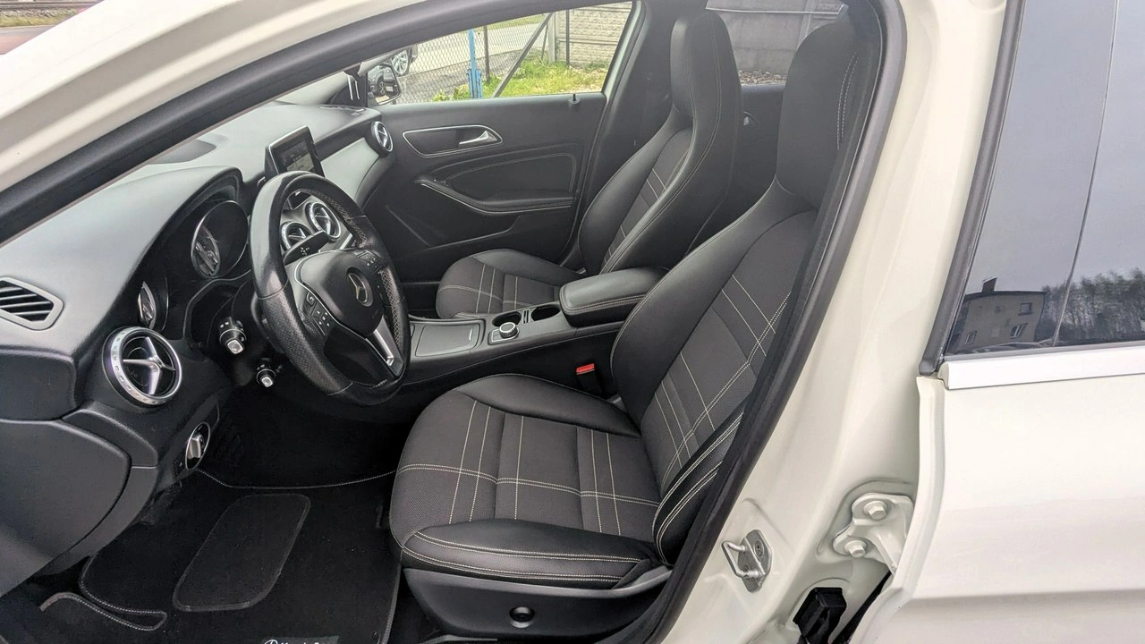 Mercedes GLA 200 - Zdjęcie 12