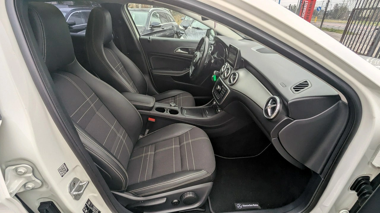 Mercedes GLA 200 - Zdjęcie 16