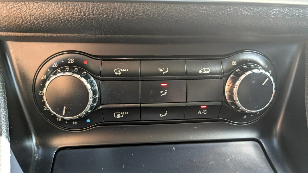 Mercedes GLA 200 - Zdjęcie 29