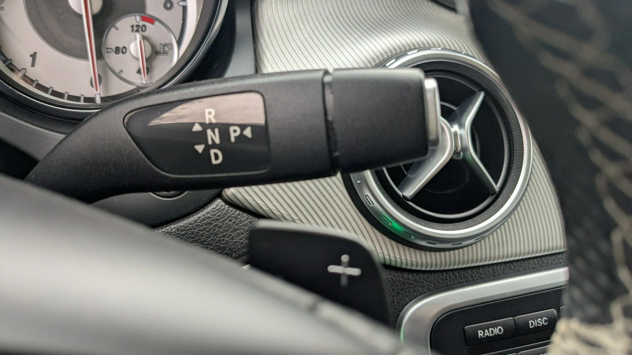 Mercedes GLA 200 - Zdjęcie 32