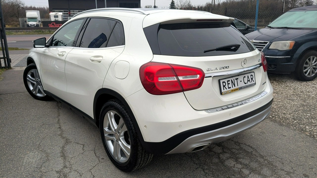 Mercedes GLA 200 - Zdjęcie 7