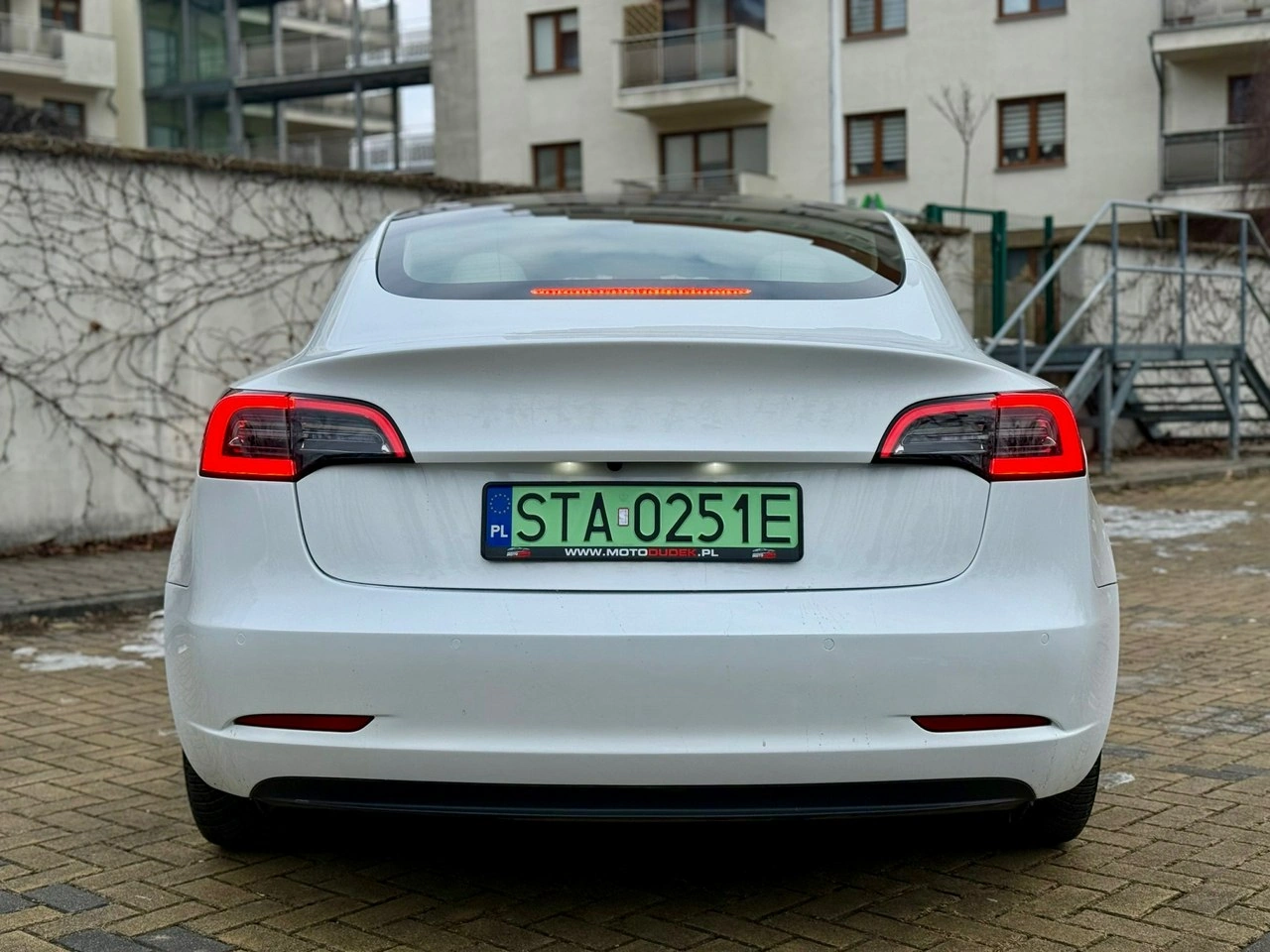 Tesla Model 3 - Zdjęcie 12