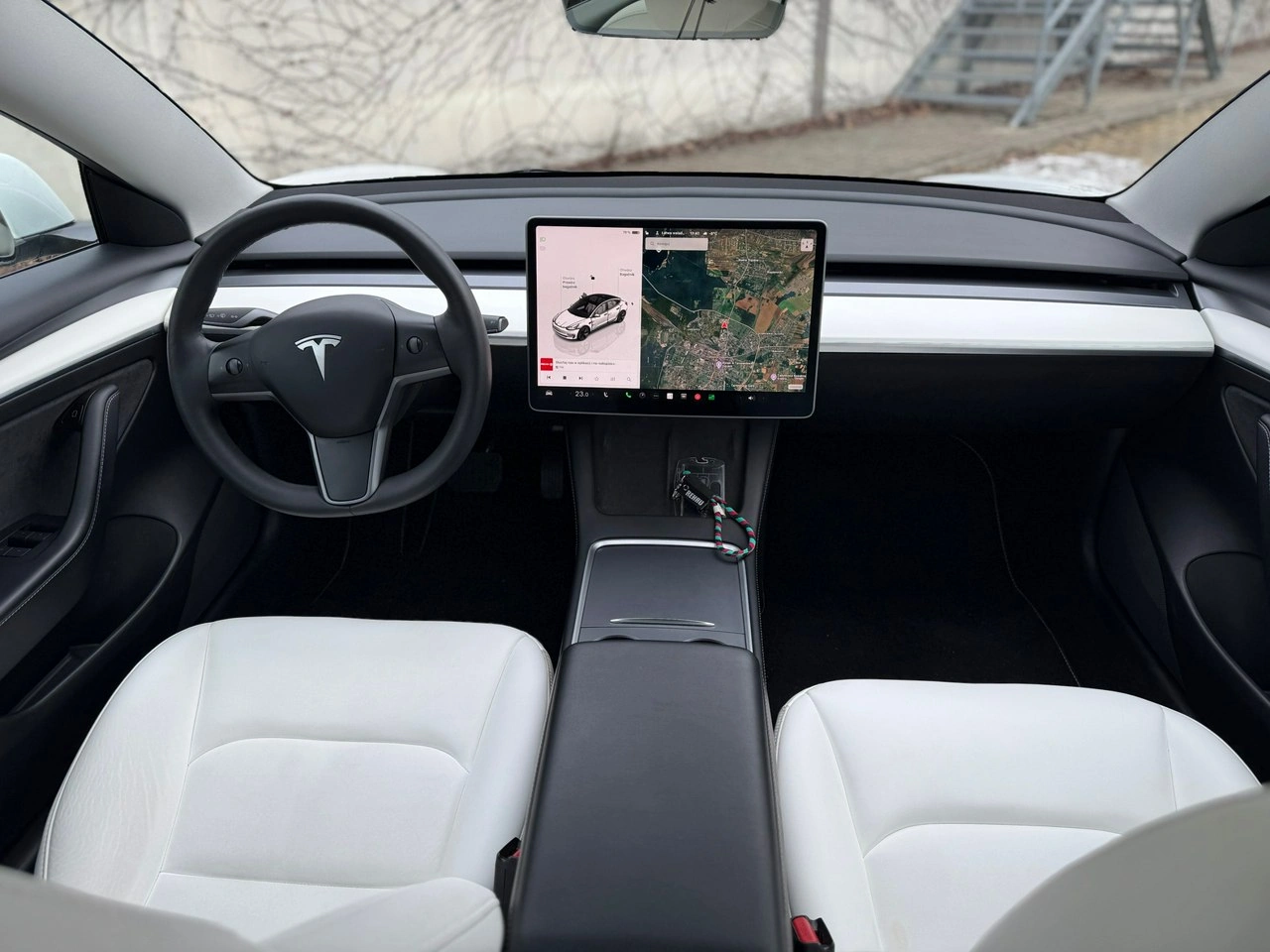 Tesla Model 3 - Zdjęcie 5