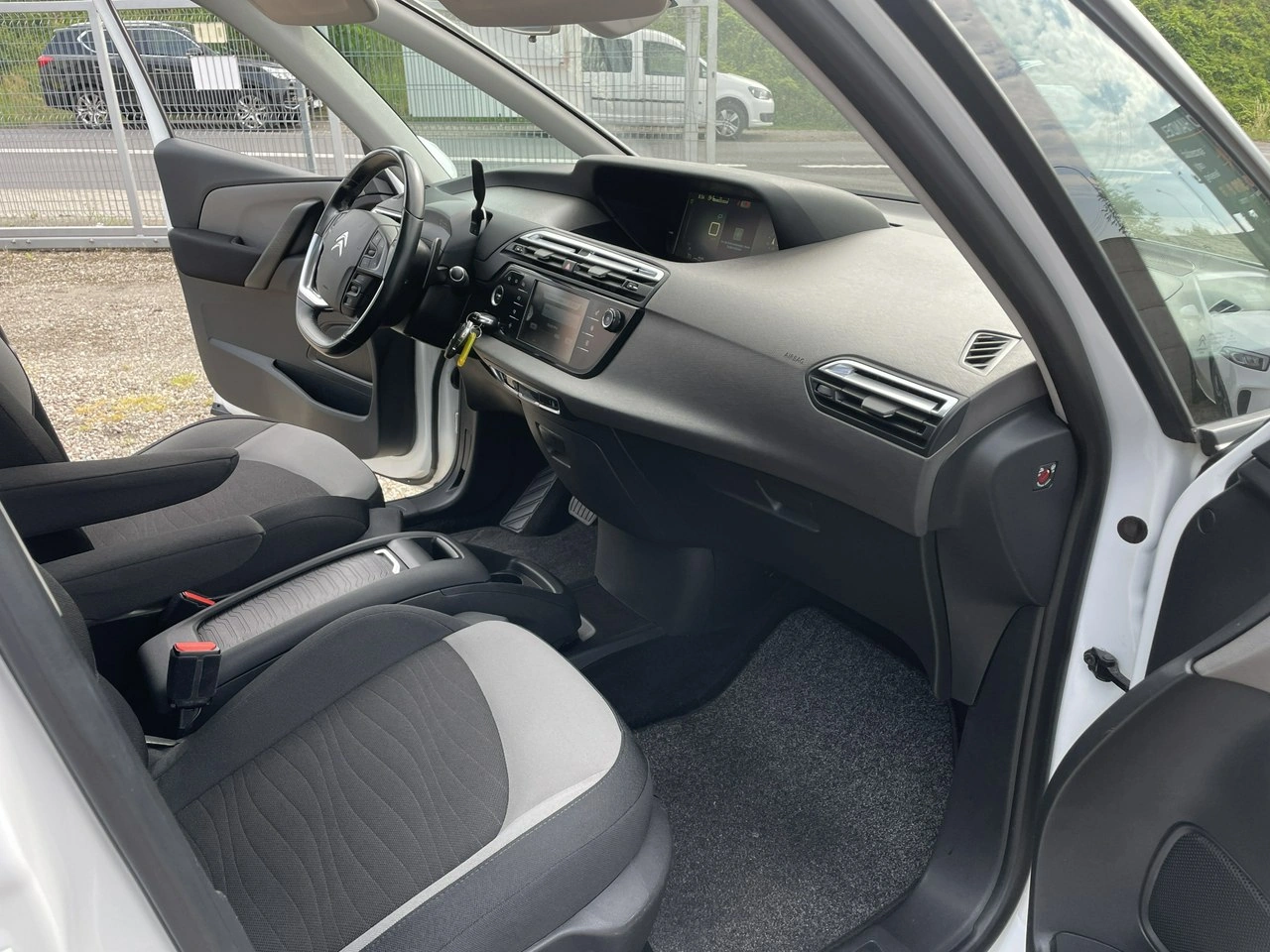 Citroën C4 Grand Picasso - Zdjęcie 24
