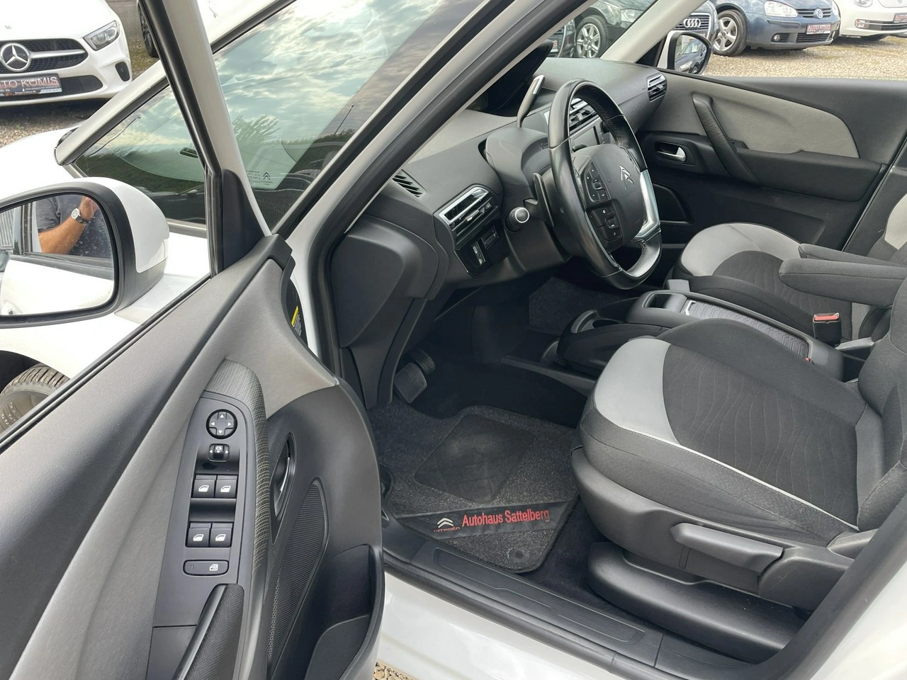 Citroën C4 Grand Picasso - Zdjęcie 32