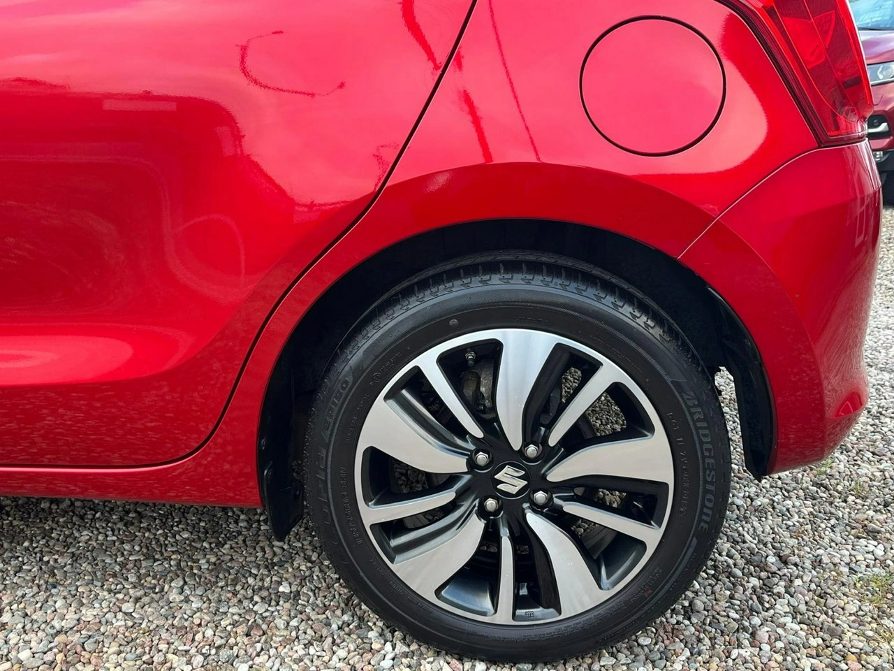 Suzuki Swift - Zdjęcie 15