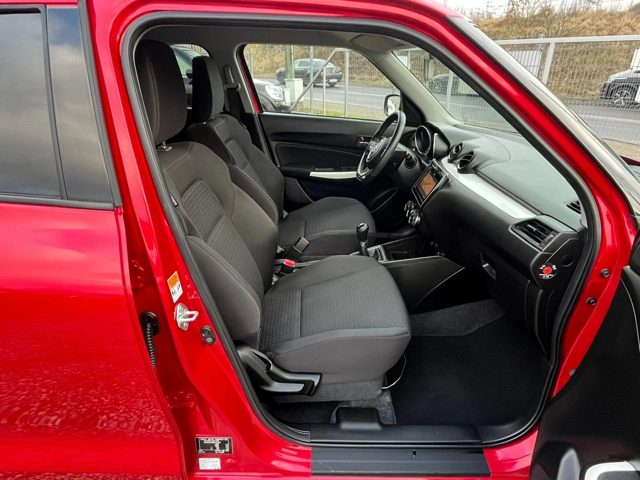 Suzuki Swift - Zdjęcie 7