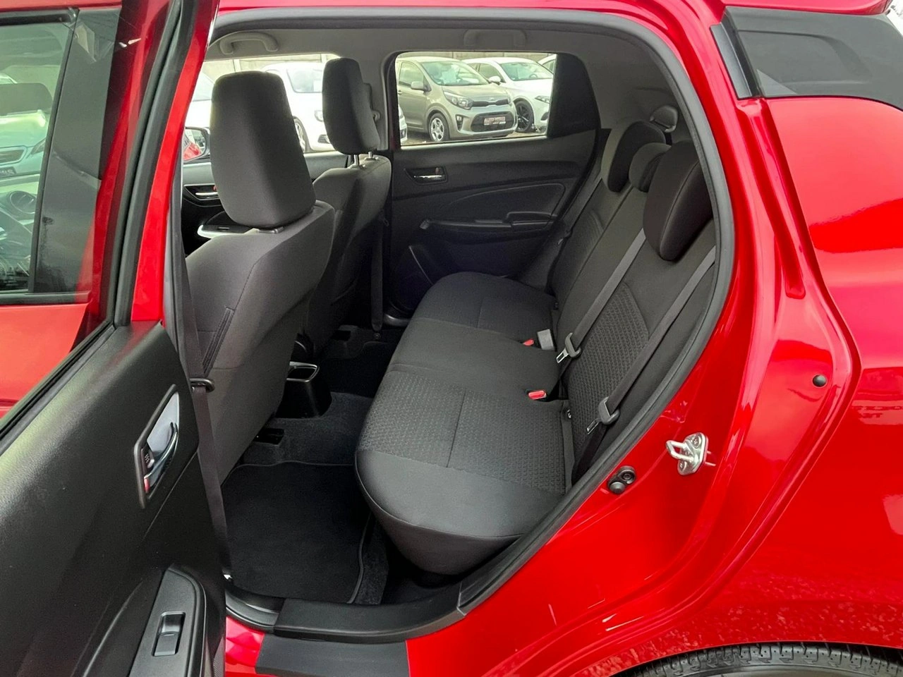 Suzuki Swift - Zdjęcie 8