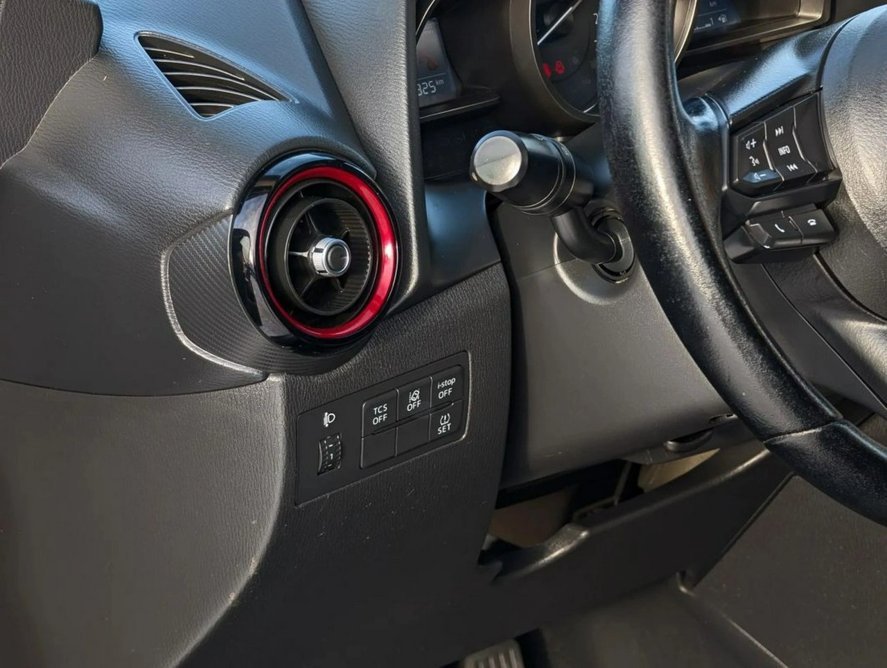 Mazda CX-3 - Zdjęcie 27