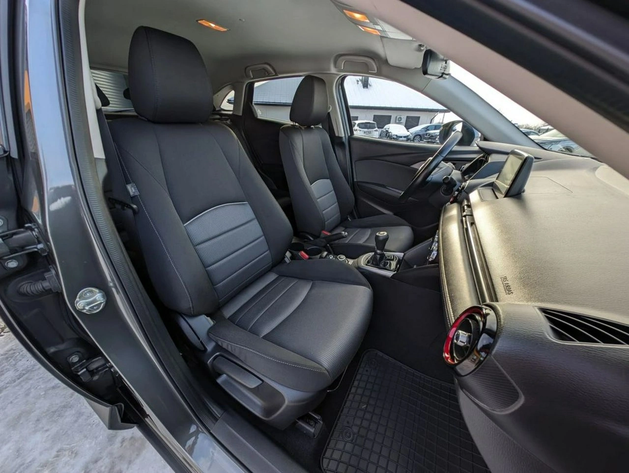 Mazda CX-3 - Zdjęcie 32