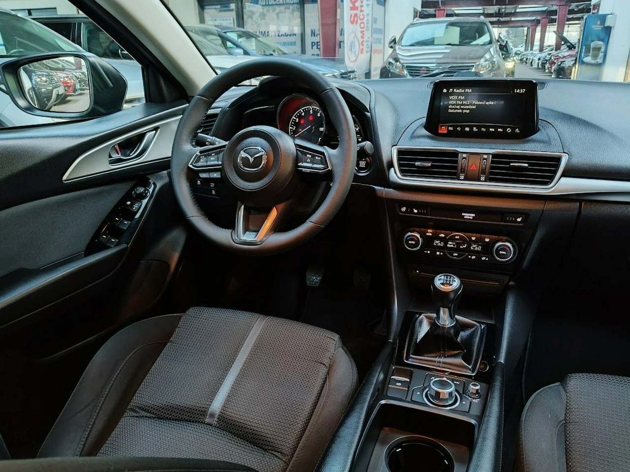 Mazda 3 - Zdjęcie 13