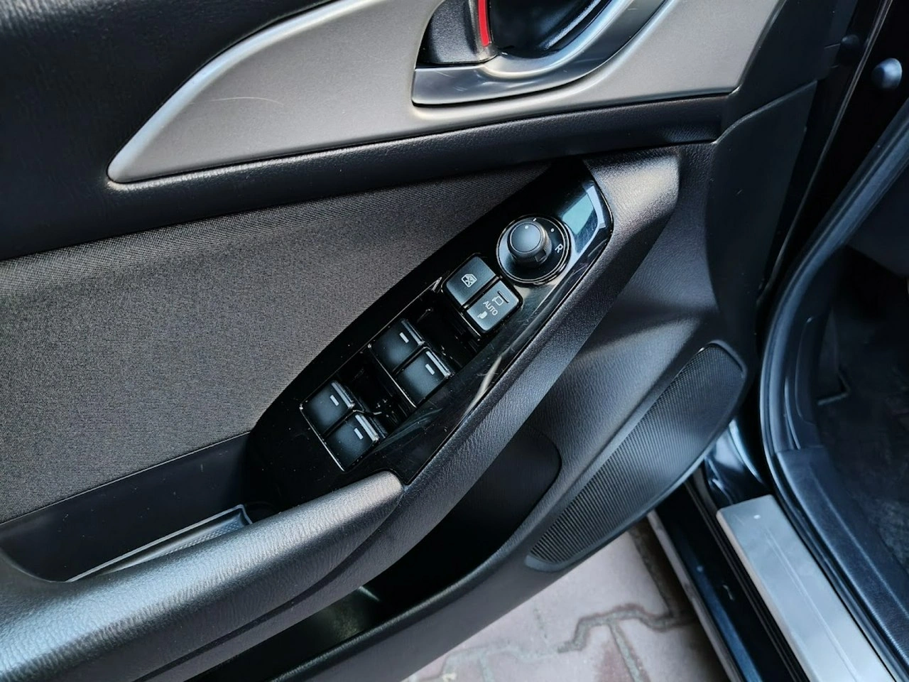 Mazda 3 - Zdjęcie 14