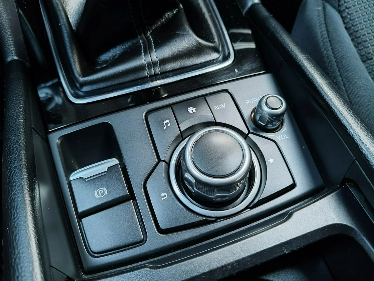 Mazda 3 - Zdjęcie 25