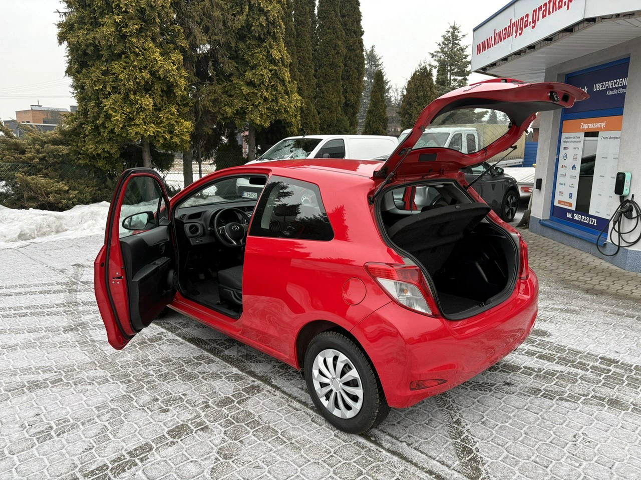 Toyota Yaris - Zdjęcie 20