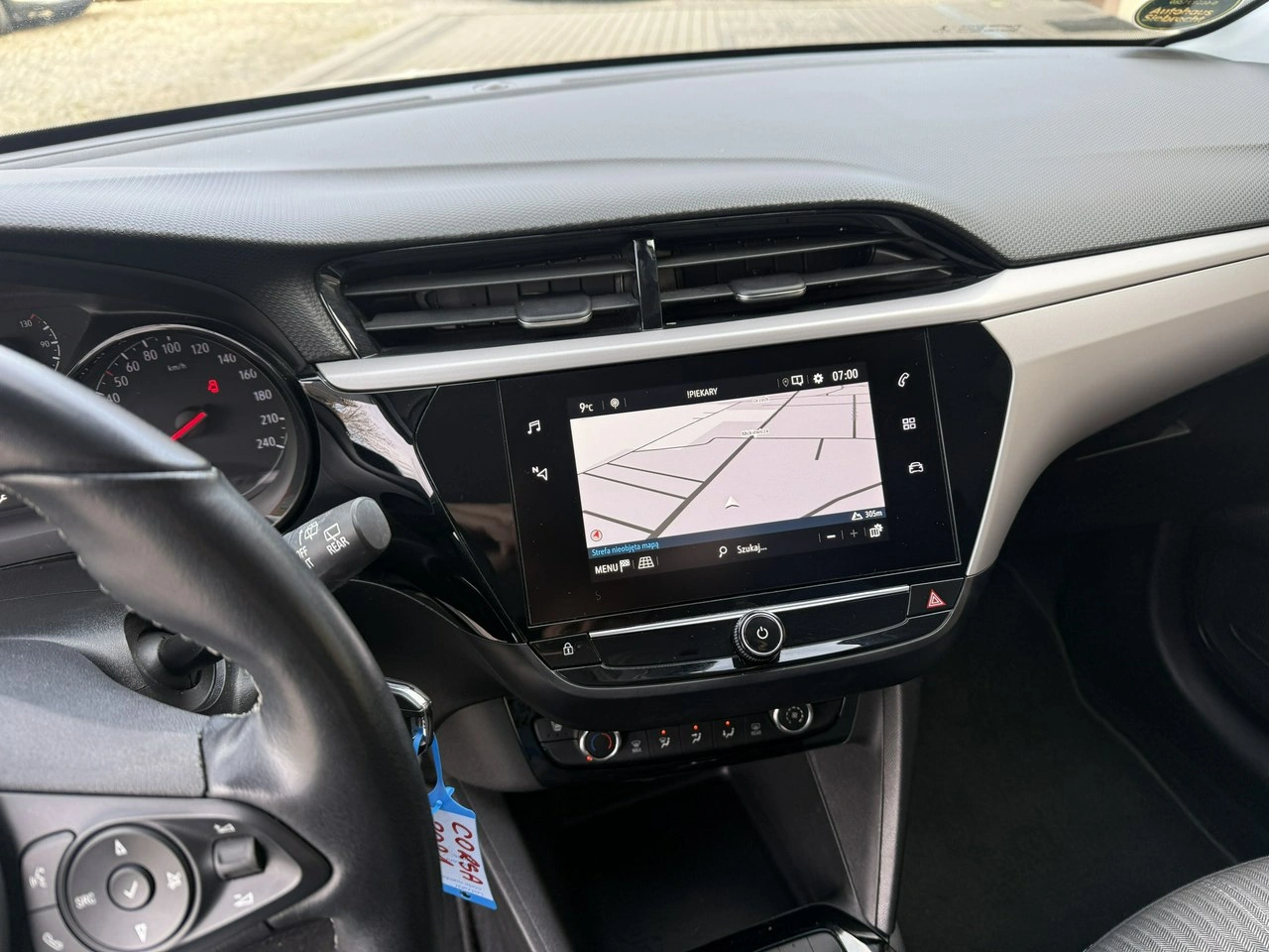 Opel Corsa - Zdjęcie 16