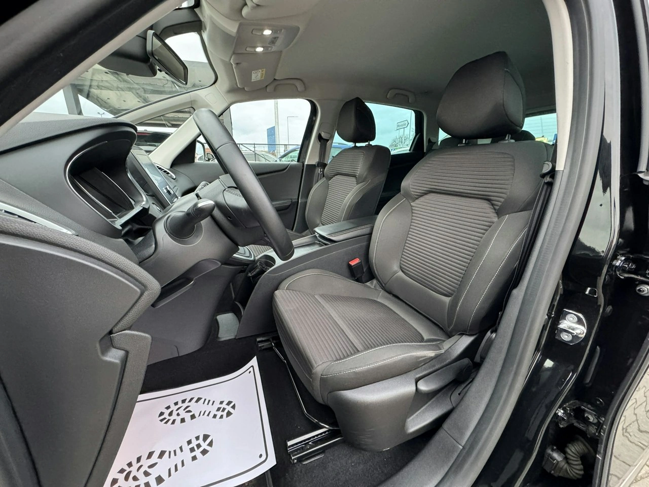 Renault Scenic - Zdjęcie 15