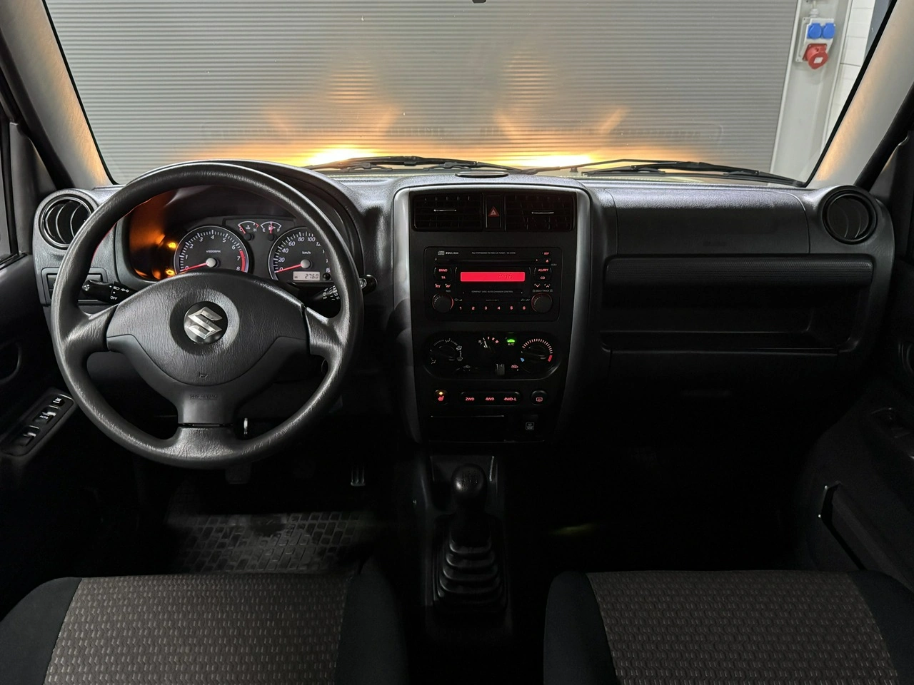 Suzuki Jimny - Zdjęcie 11