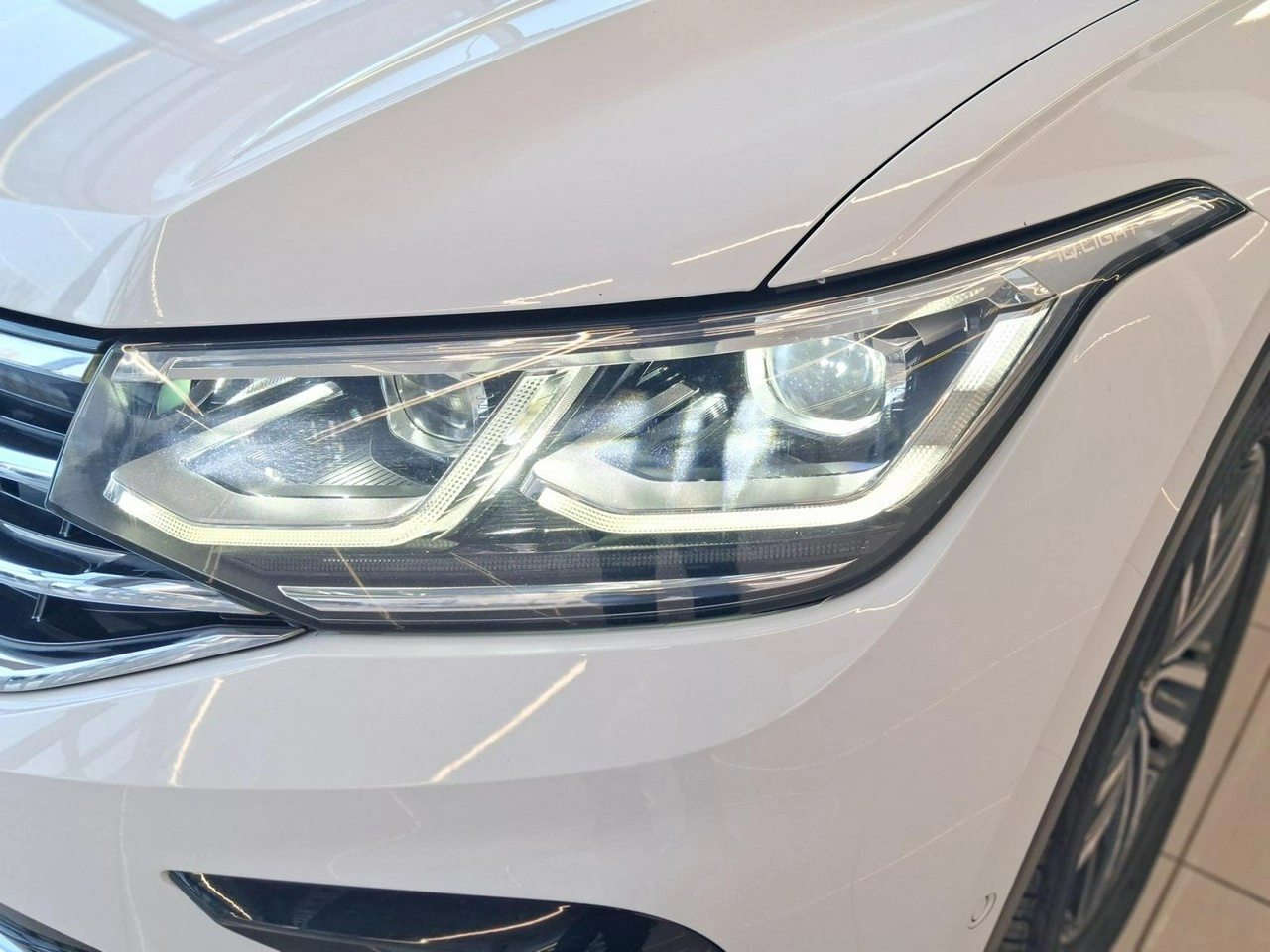 Volkswagen Tiguan - Zdjęcie 8