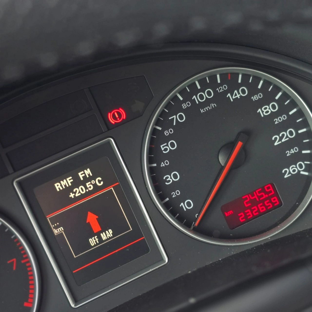 Audi A4 - Zdjęcie 35