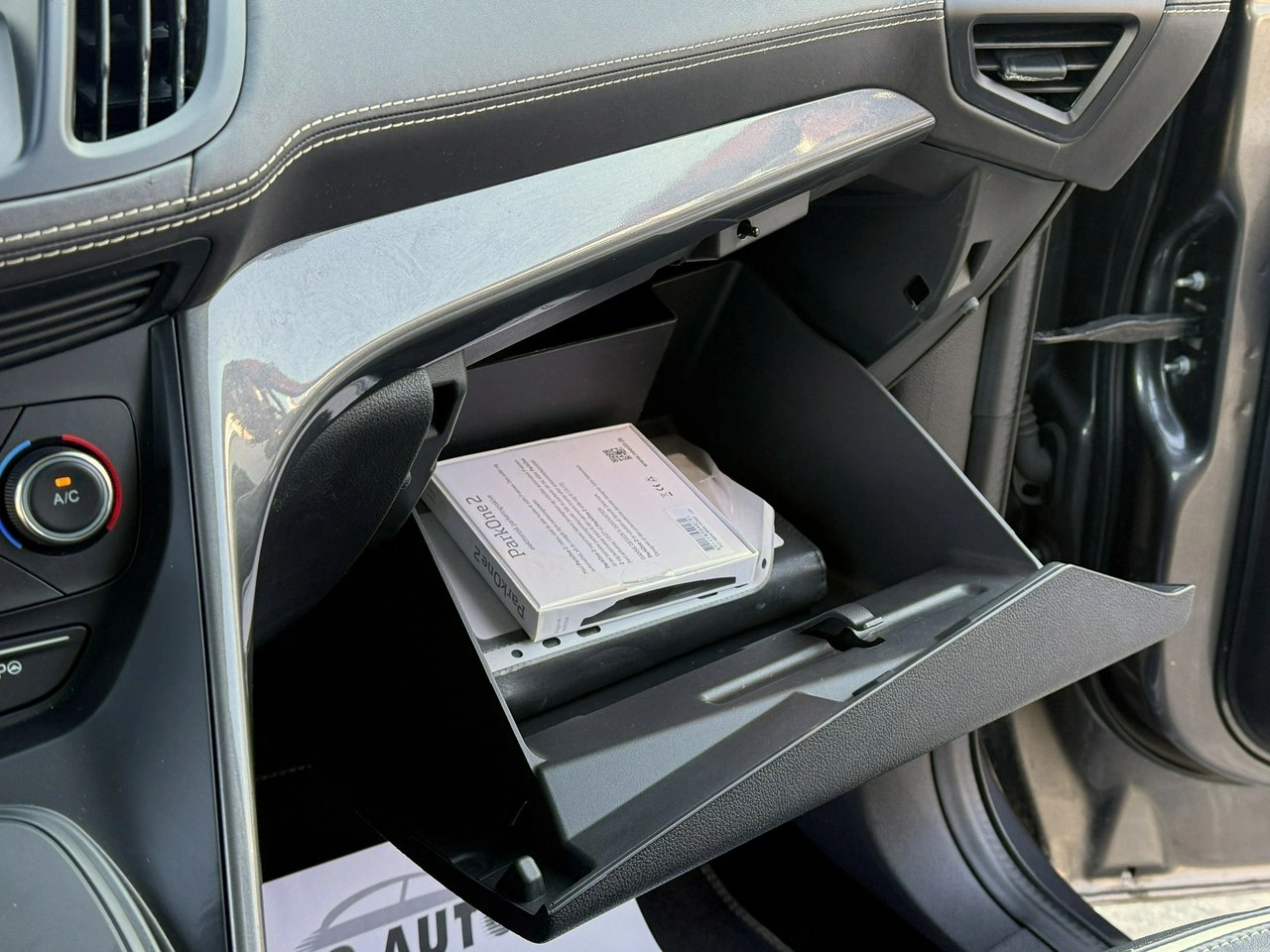 Ford Kuga - Zdjęcie 69