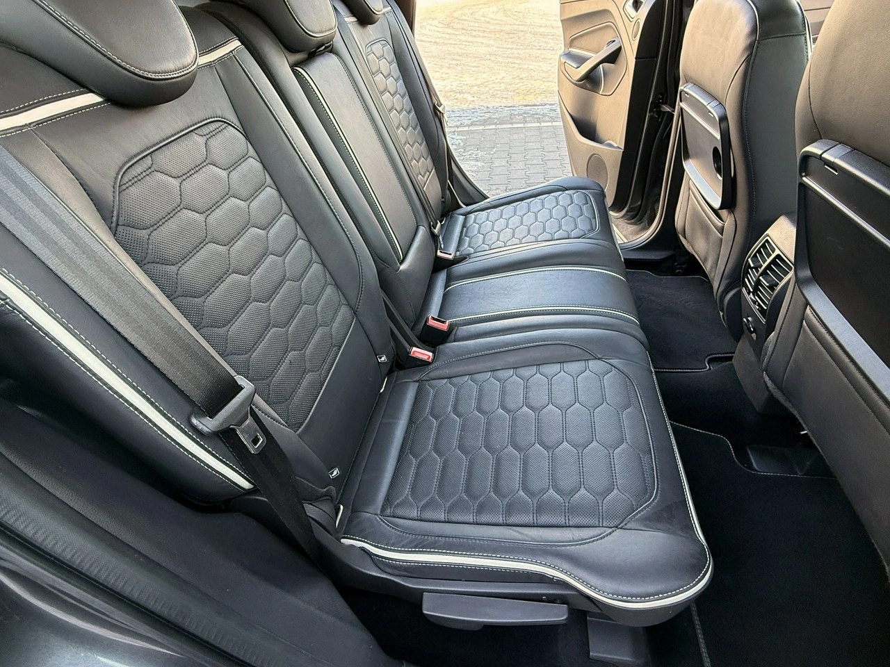 Ford Kuga - Zdjęcie 66