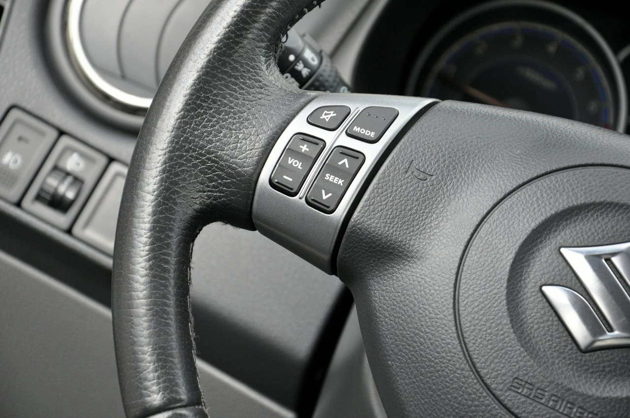 Suzuki SX4 - Zdjęcie 17