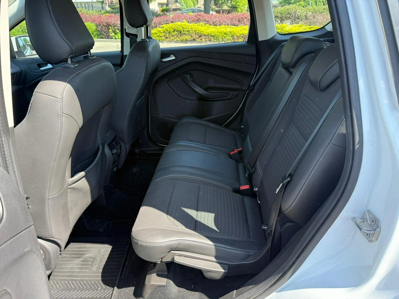Ford Kuga - Zdjęcie 13