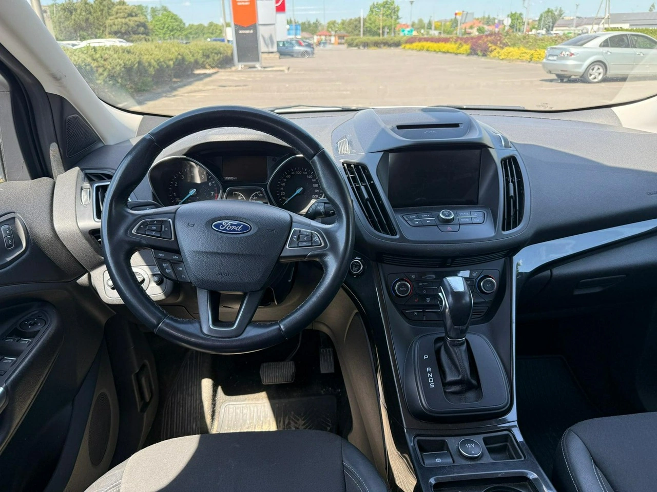 Ford Kuga - Zdjęcie 14