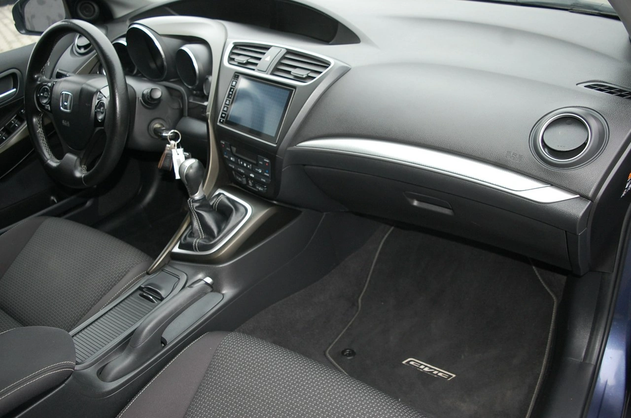 Honda Civic - Zdjęcie 23