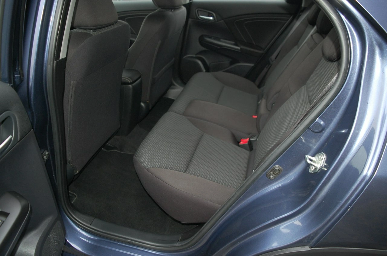 Honda Civic - Zdjęcie 25