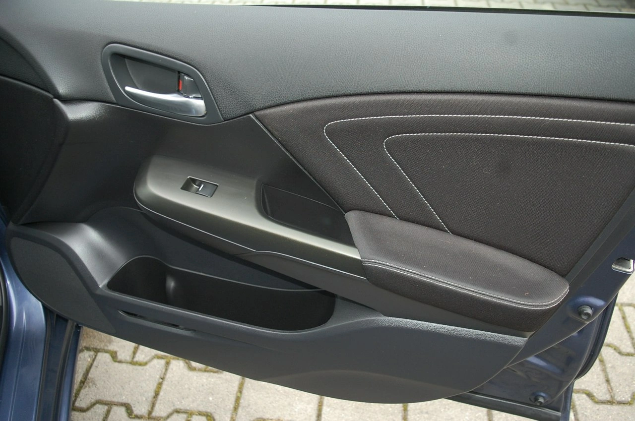 Honda Civic - Zdjęcie 29