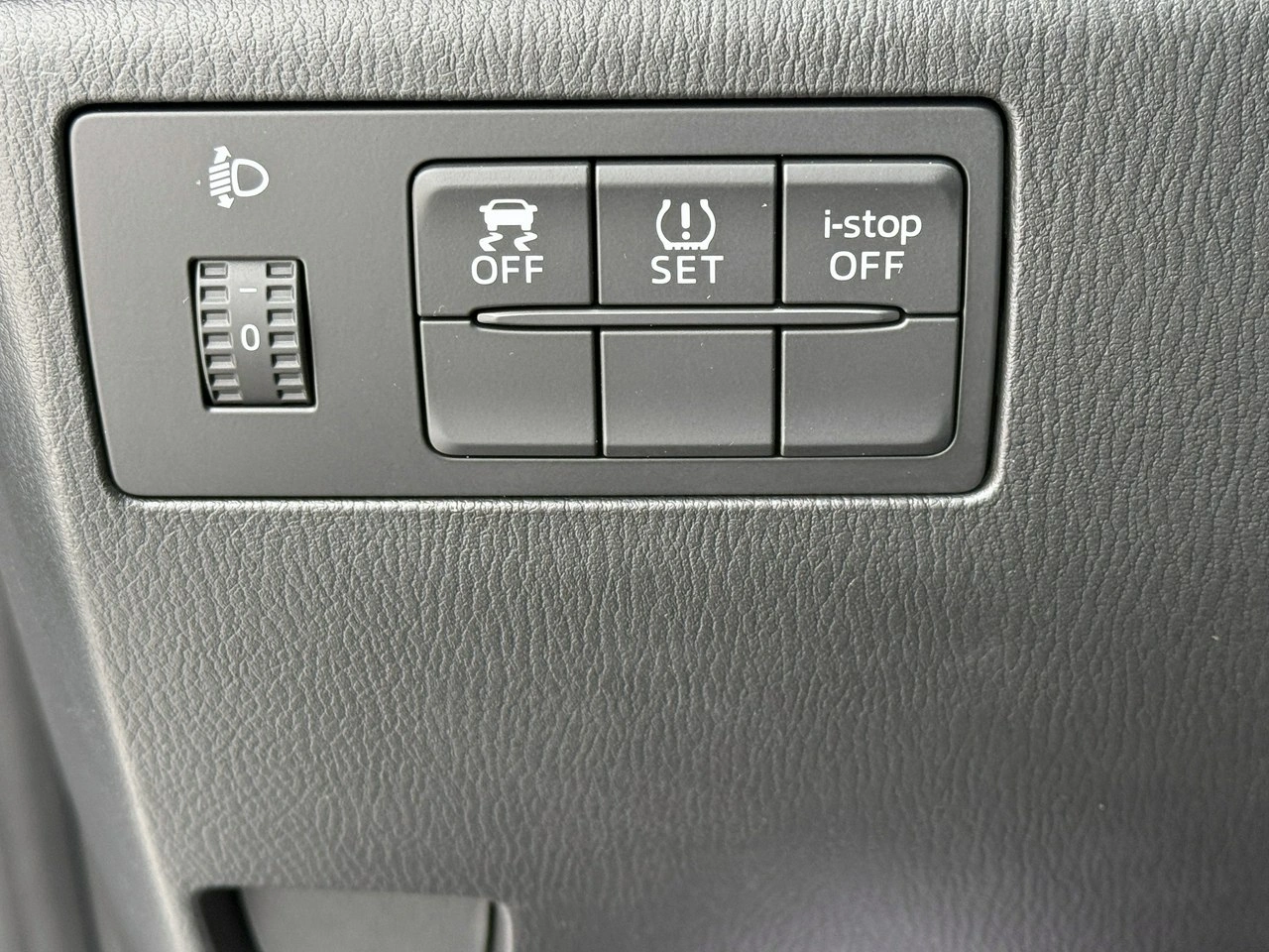 Mazda 3 - Zdjęcie 8