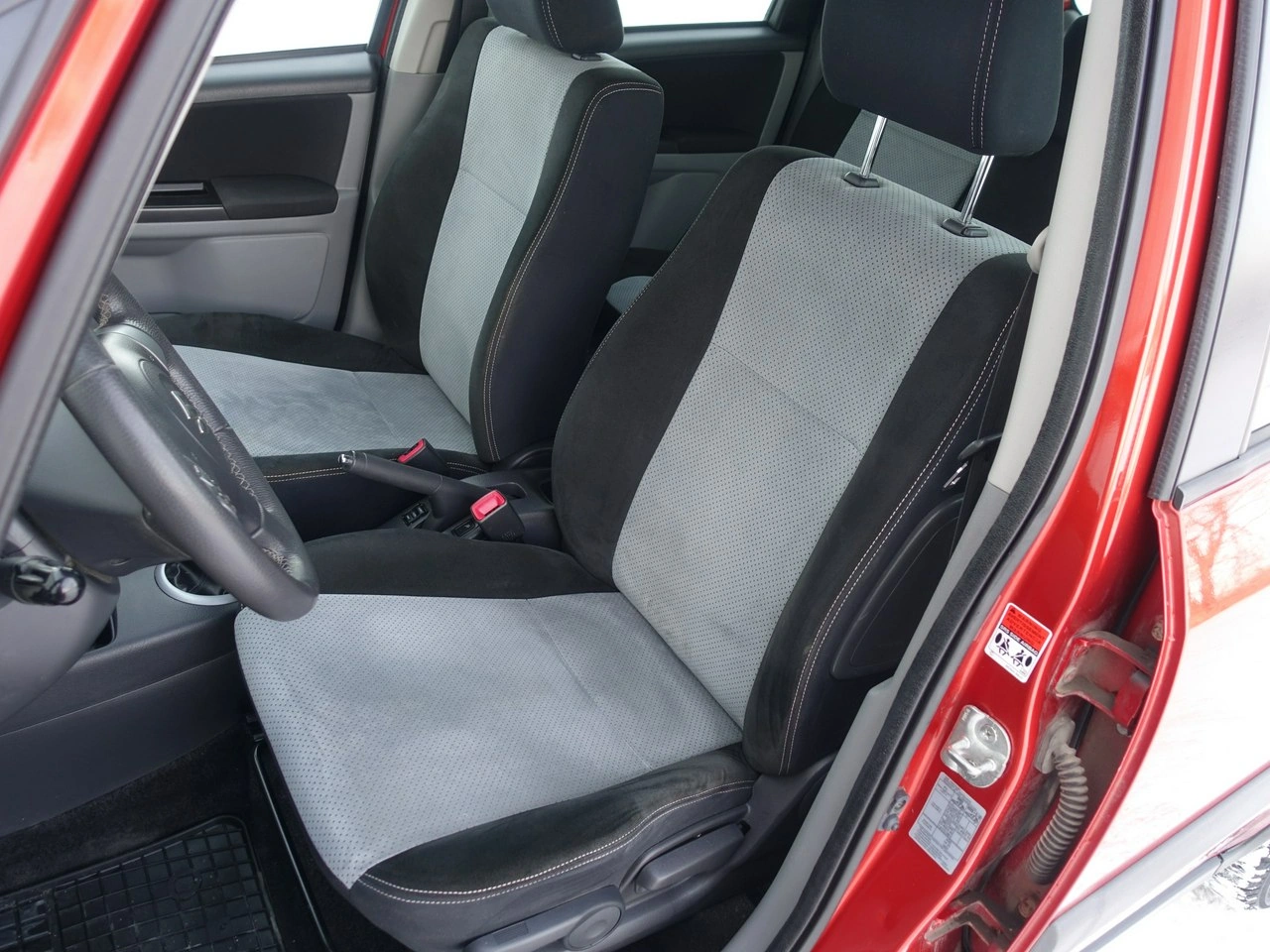 Suzuki SX4 - Zdjęcie 14