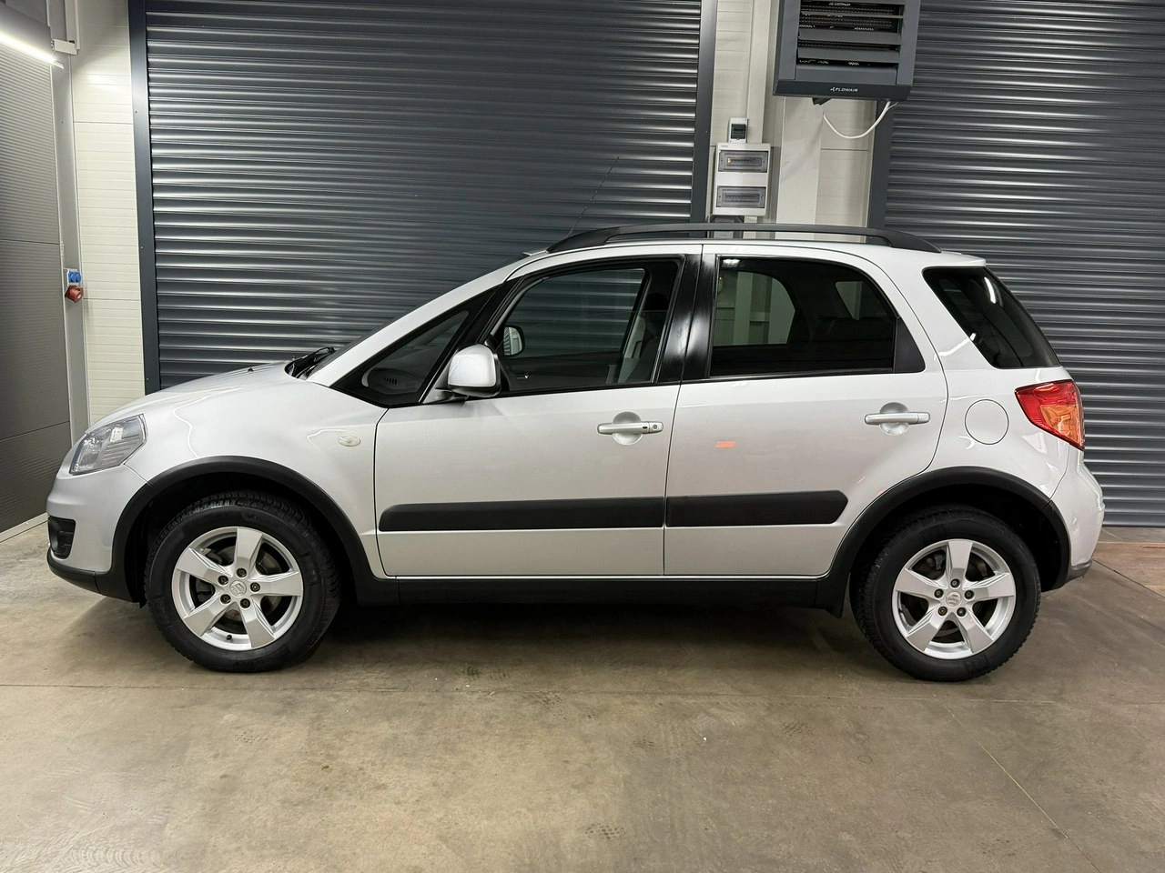 Suzuki SX4 - Zdjęcie 4