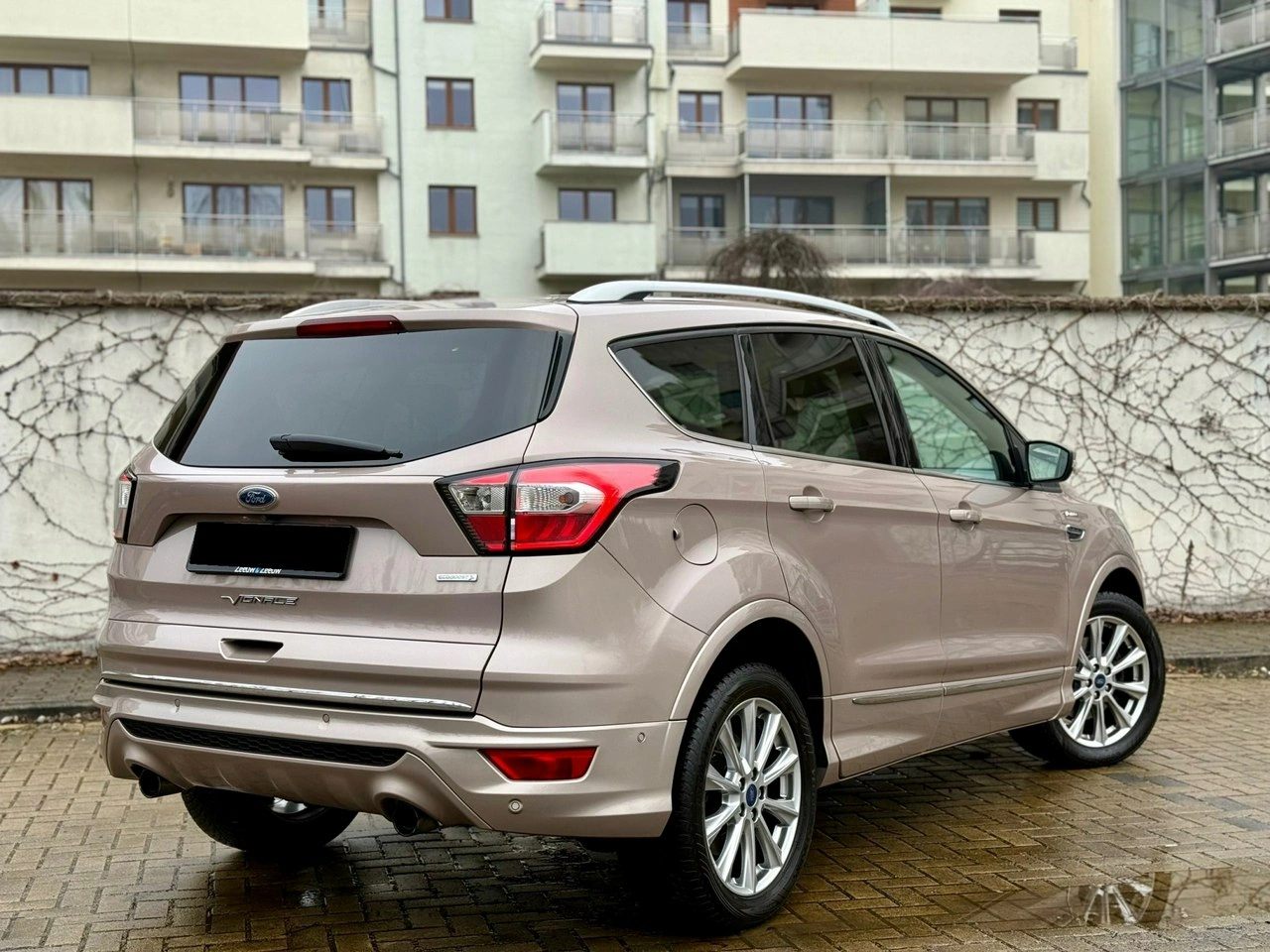 Ford Kuga - Zdjęcie 2
