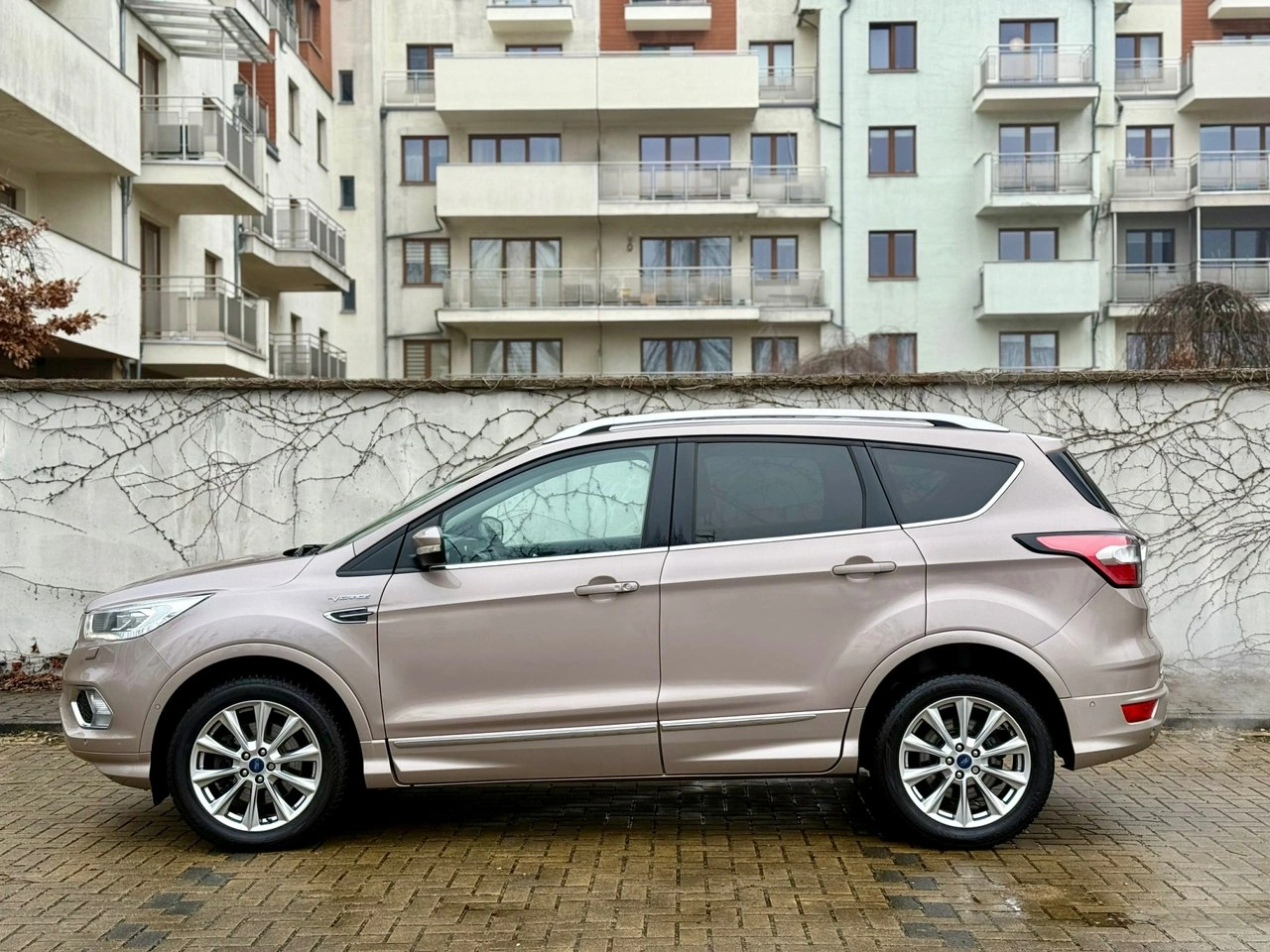 Ford Kuga - Zdjęcie 8