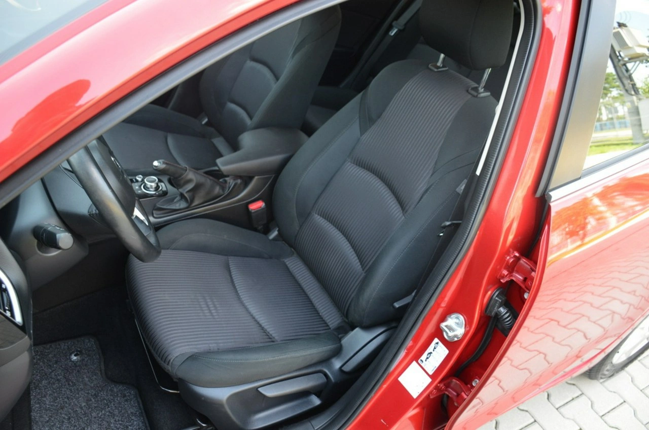 Mazda 3 - Zdjęcie 19