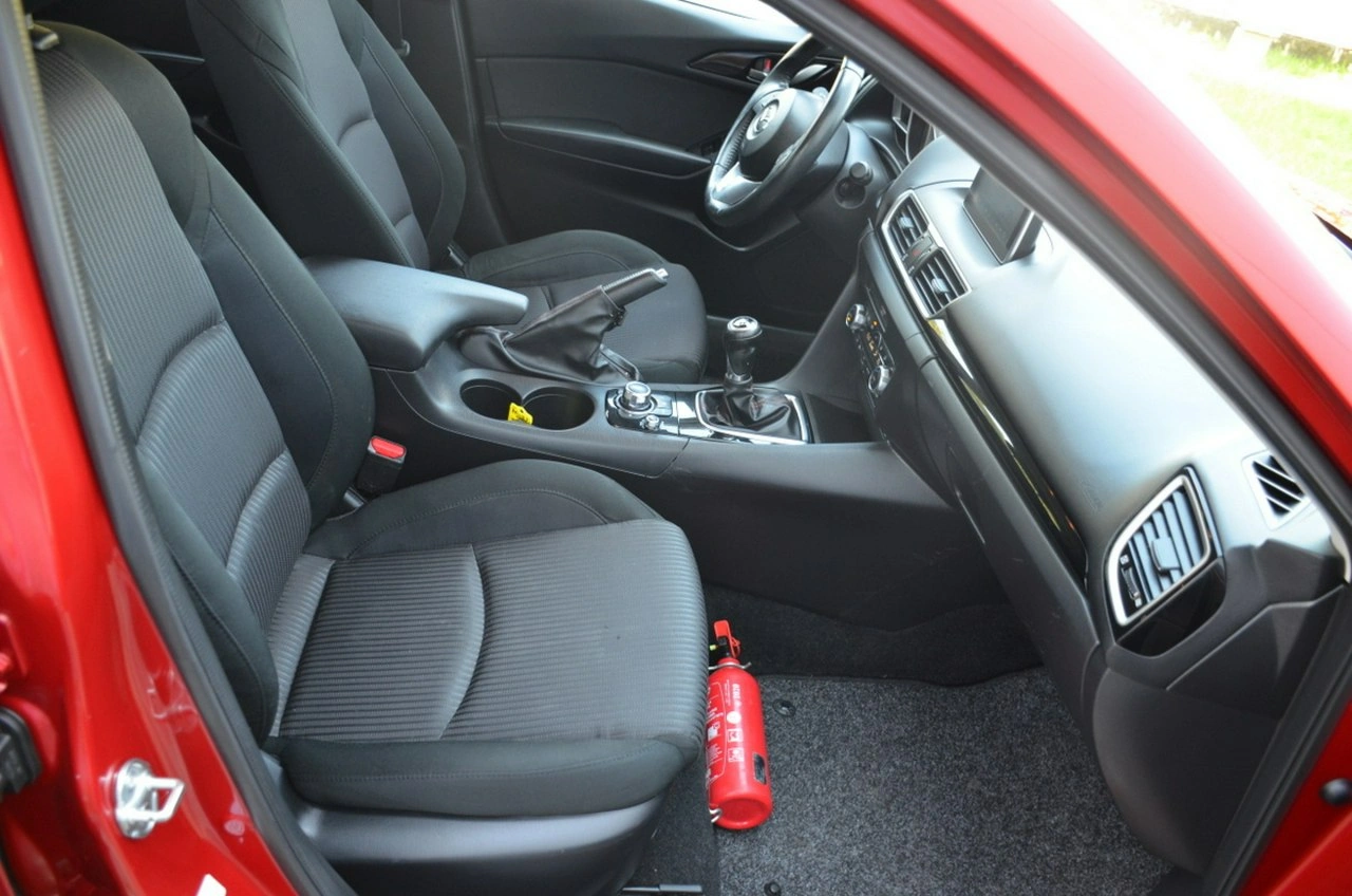 Mazda 3 - Zdjęcie 21
