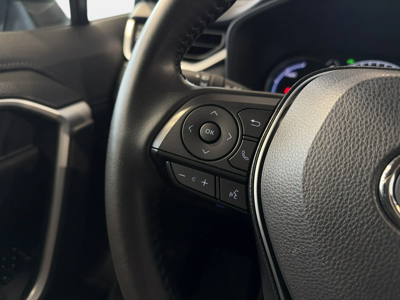 Toyota RAV-4 - Zdjęcie 19