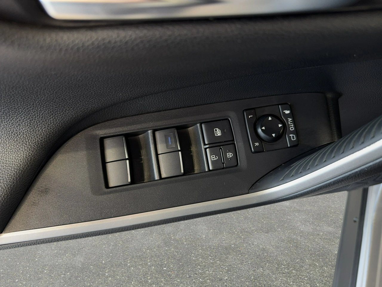 Toyota RAV-4 - Zdjęcie 26