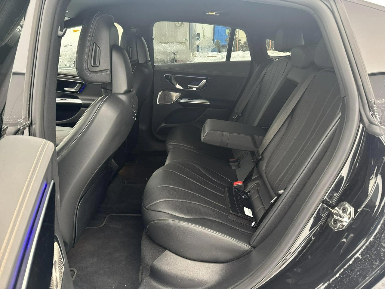 Mercedes EQE - Zdjęcie 14